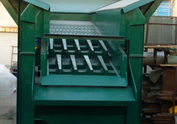Grizzly Feeder  Image